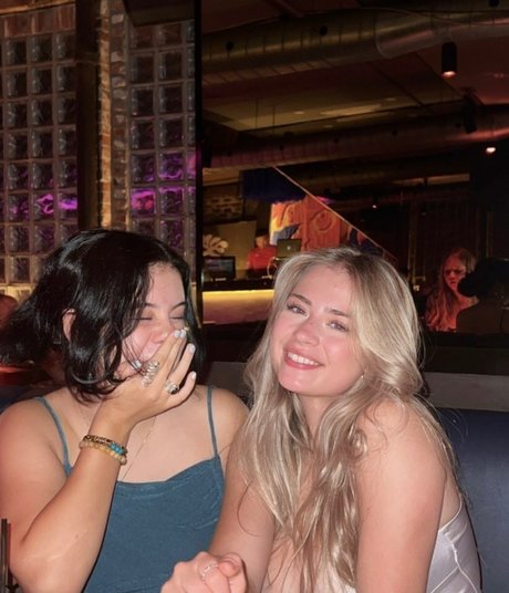 strand-milf-onlyfans erwachsene hd fotos