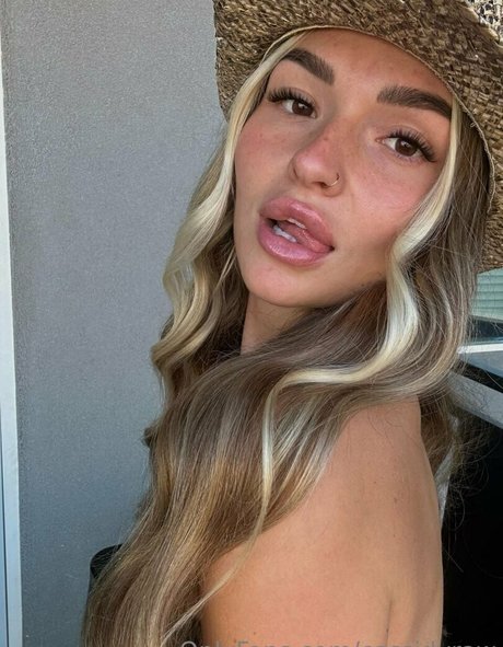 ebenholzlehrerin onlyfans hübsche pornografische galerie