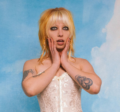 Cami Petyn porno nackte galerie