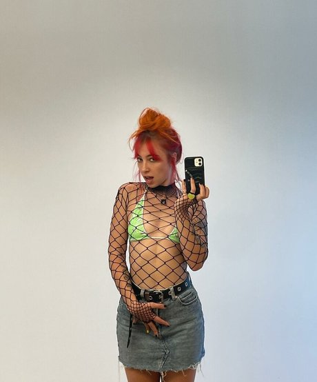 Cami Petyn perfekte erotische archiv