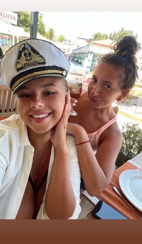 katyshka2208 model beste bild