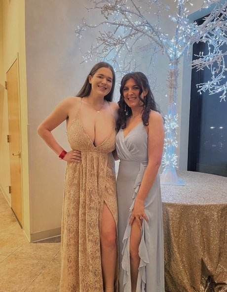 ebenholzlehrerin onlyfans pornographische galerie