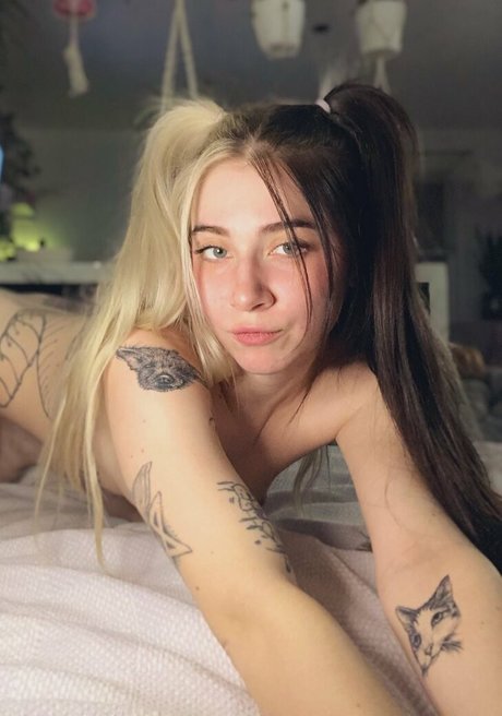 Shaynaivxx xxx schöne fotos