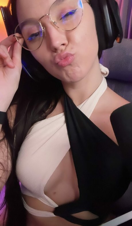 Bisscute erwachsene nackte foto