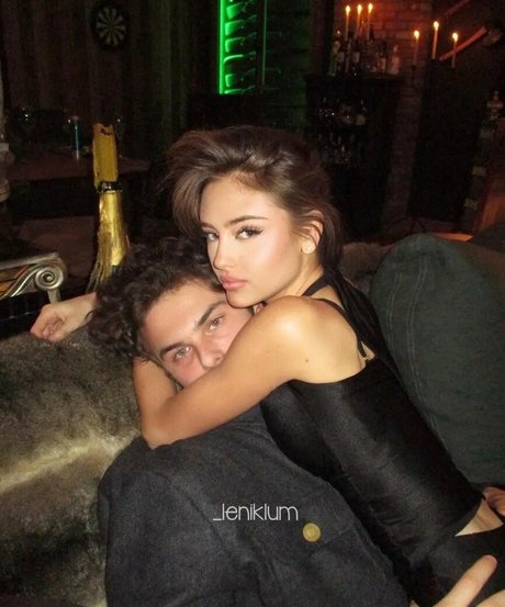 kurvige milf-onlyfans erotische sex bild