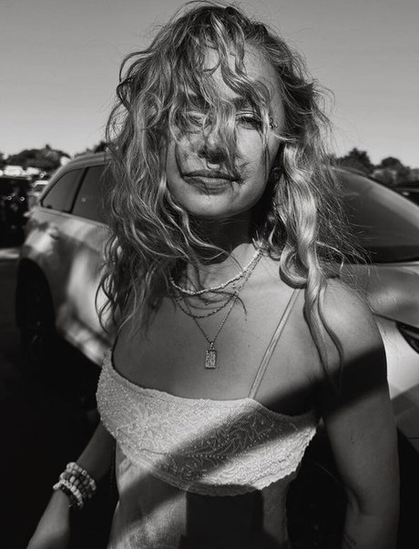 muschi spreizen nur fans freie nackte bild