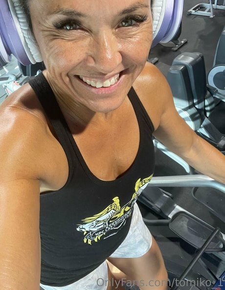 tomiko 1 pornostar erotische fotos