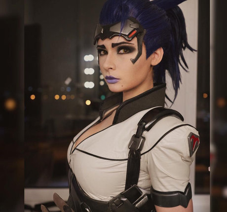 asiatische tattoos nur fans erotische nackte foto