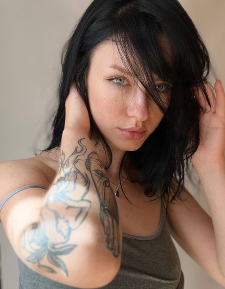 latex-onlyfans hübsche top bilder