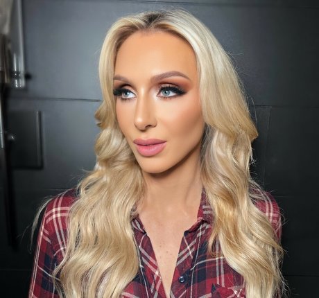 Charlotte Flair schauspielerin kostenlose galerie
