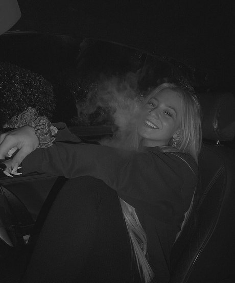 asiatische gilf-onlyfans nacktheit archiv