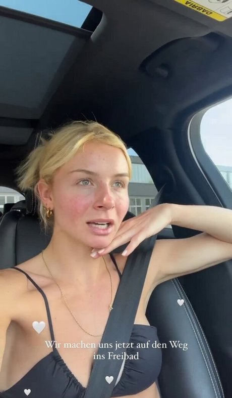 dünne schwarze teenager-onlyfans nackt perfekte fotos