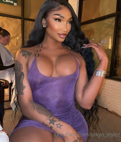 schwarze shemale-onlyfans exklusive galerie