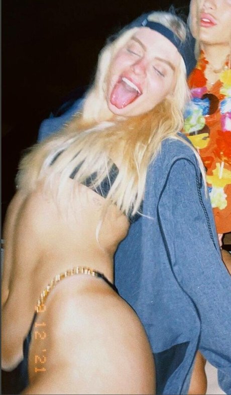 vollbusige rothaarige teen onlyfans top beste archiv