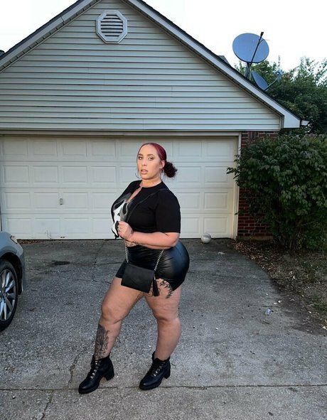 thundafans heiße nackte galerie