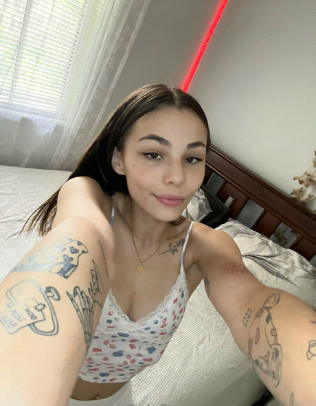 strandblondine onlyfans erotische porno bild