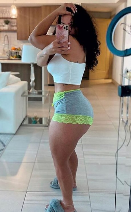 Xxginaa_ kostenlose nackte archiv