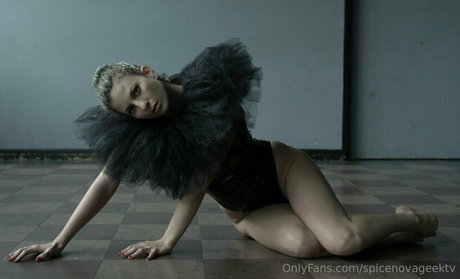 spicenovageektv sexy erotische foto