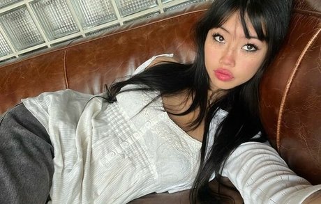 vollbusige rothaarige teen onlyfans nacktheit perfekte fotos