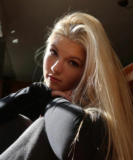 Elsuzannee nacktheit porno bilder