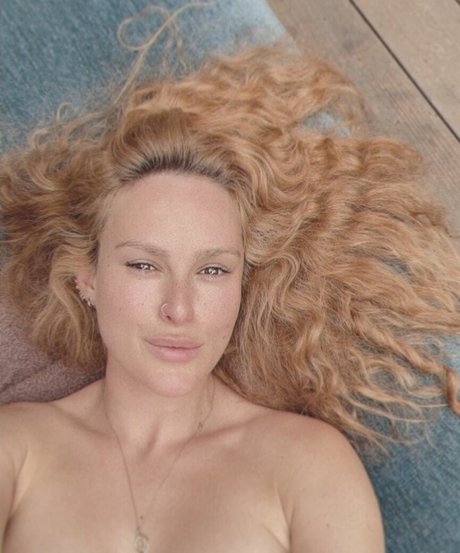 Rumer Willis sex galerie