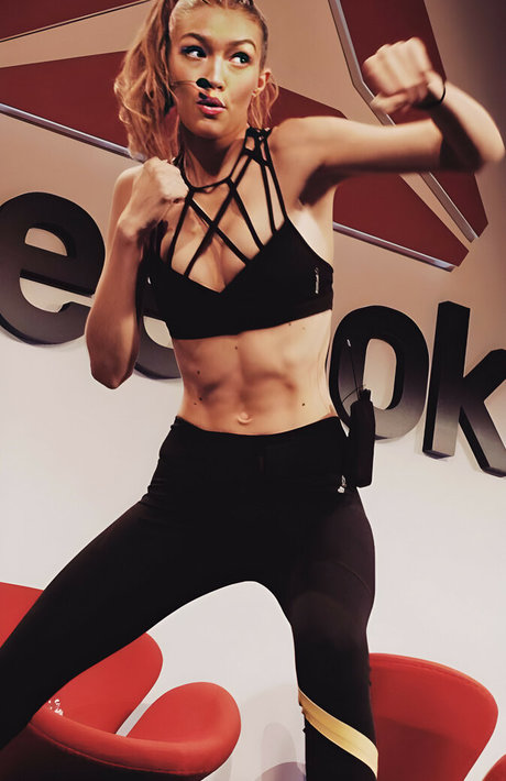 blowjob milf nur fans kunst nackt archiv