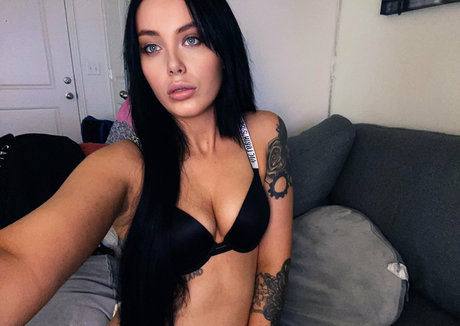 Deavanclegg1 exklusive nackten foto