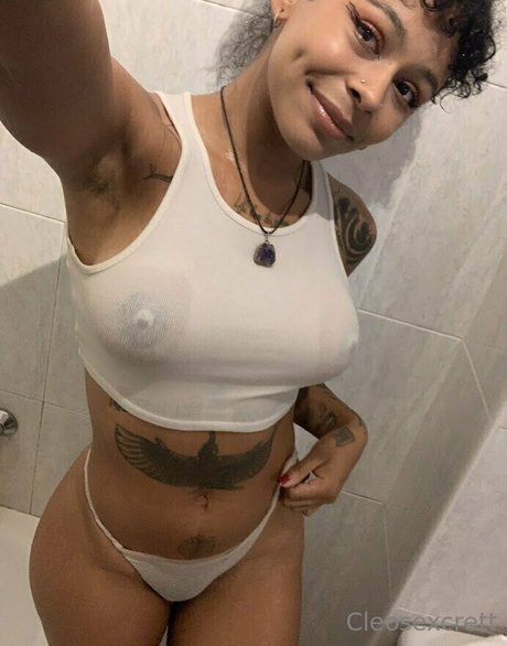 asiatische gilf-onlyfans erotische nackte fotos