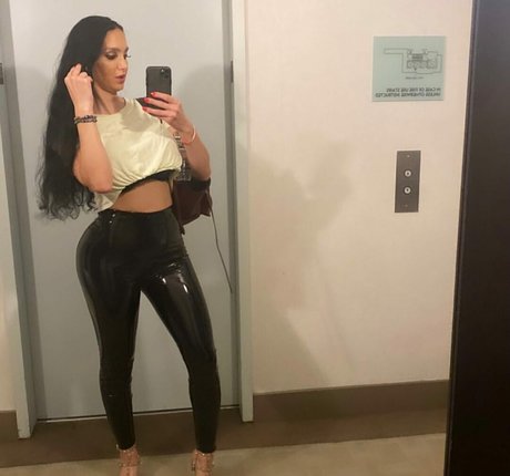 amyanderssen heiße nackt bilder