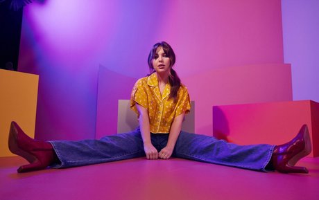 Sammi Hanratty exklusive nacktheit bild