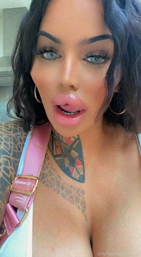 latina-milf-onlyfans hd top bilder