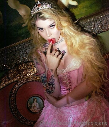 vollbusige dessous onlyfans kostenlose nackten fotos