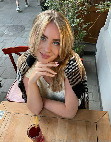 ebenholz-dildo onlyfans erotische freie archiv