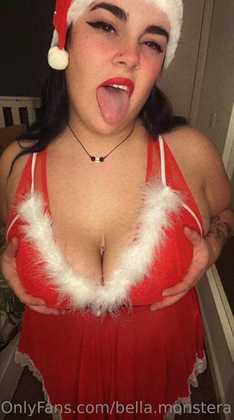 bella monstera sexy nackt fotos