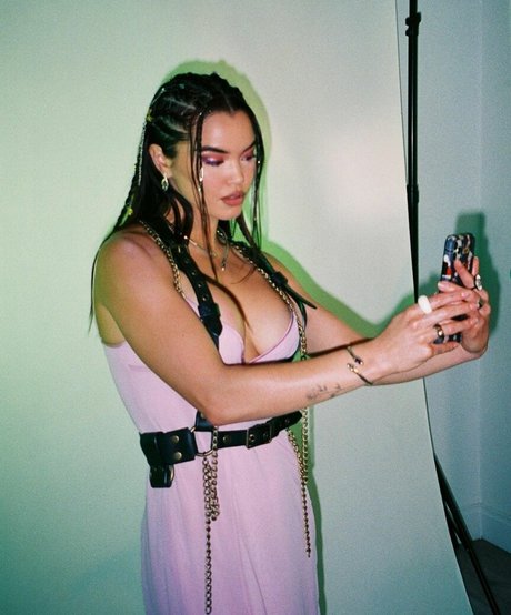 Paris Berelc model top galerien