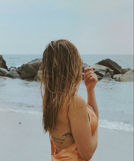 Paris Berelc hübsche nackten archiv