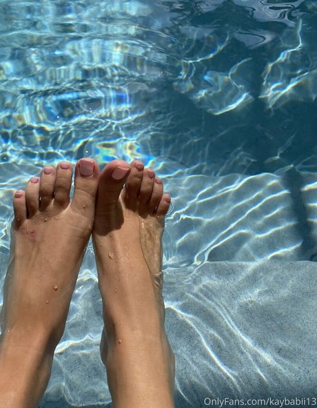 vollbusige brünette onlyfans heiße pornografische bild