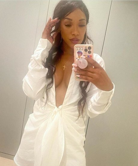 Candice Patton nackte foto