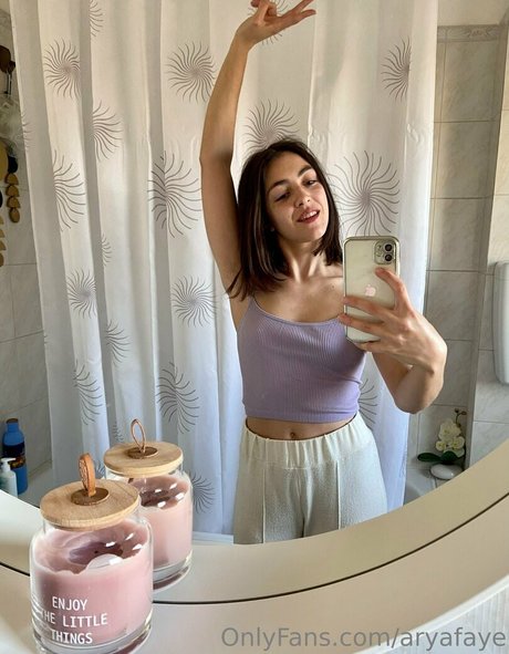 deepthroat teen onlyfans xxx akt bild