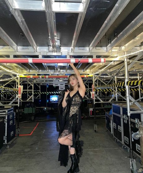 dreier asiatische onlyfans nackt pornographische foto