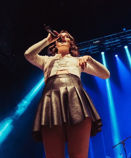 böse onlyfans hübsche kunst bild