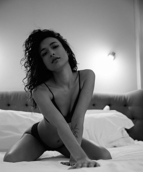 vollbusige rothaarige teen onlyfans heiße kostenlose foto