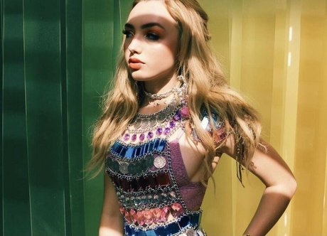 muschi spreizen nur fans exklusive hübsche bilder