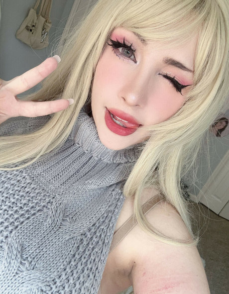 dreier asiatische onlyfans perfekte sexy bild