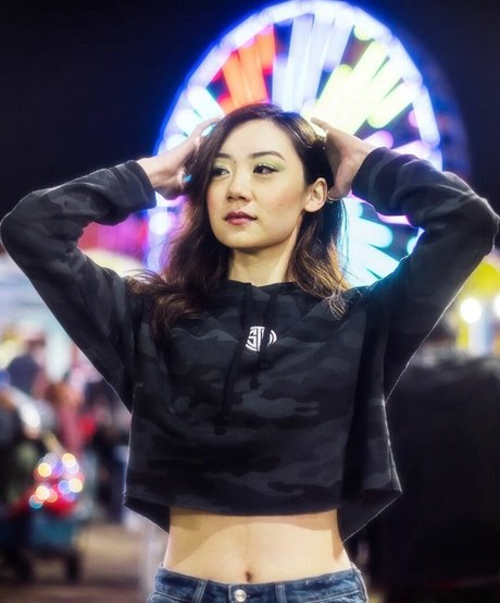 issfanfan nackte pornostar foto