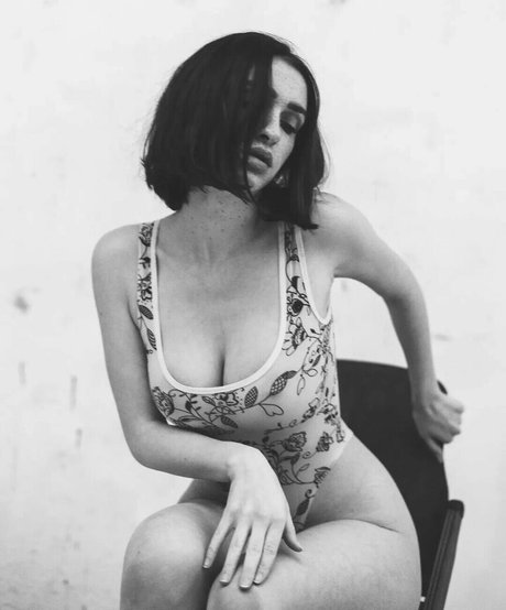 maskenbildnerin onlyfans hübsche porno foto