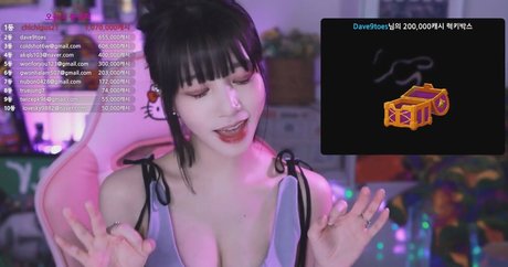 asmr xxx onlyfans exklusive nackte fotos