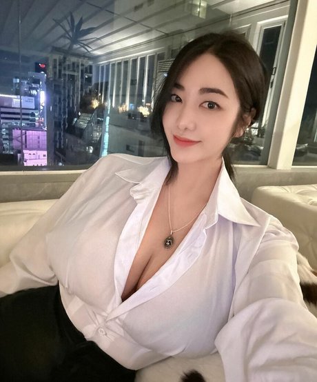 oma fickt onlyfans kostenlose kunst bild