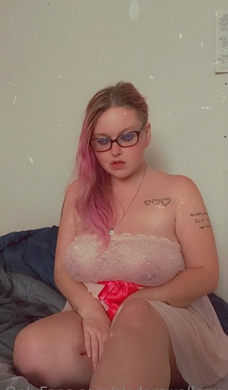 skylarswallows kostenlose nacktheit archiv