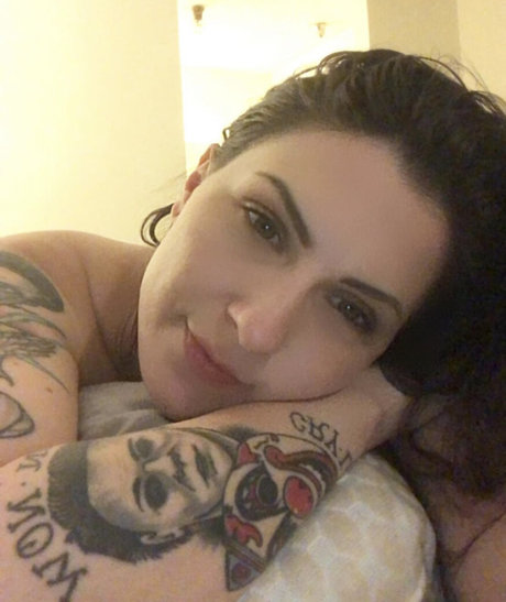 schwarze shemale-onlyfans porno xxx bilder